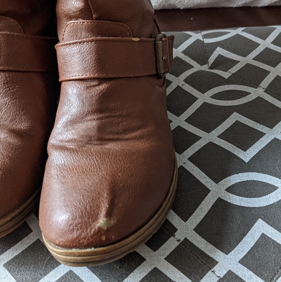 Beautiful Reddish Brown Tall Boots! - Picture 2 of 8